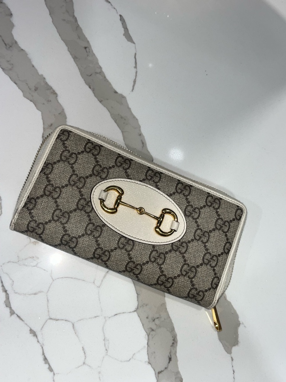 Gucci Beige GG Supreme Zip-Around Wallet with Gold Horsebit